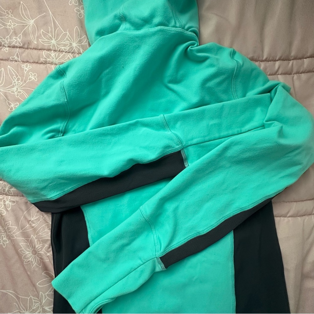LULULEMON Jacket - Picture 10 of 11